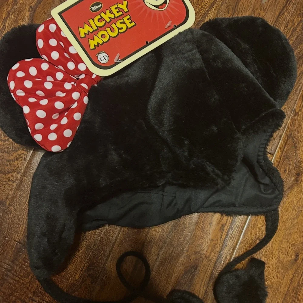 Disney Minnie Mouse Black Hat with Red Polka Dot Bow Big kids NWT